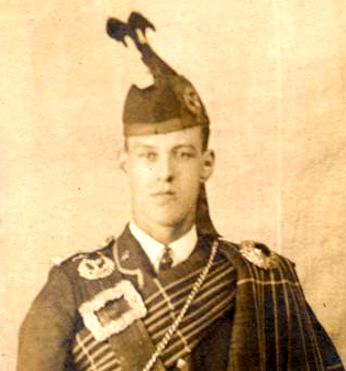 Photo of photos/John Roderick McLennan 1903-1980 kilt portrait_crop